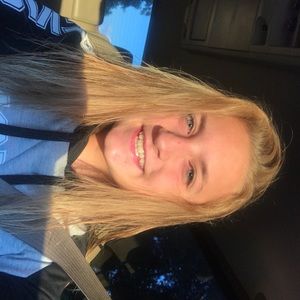 Meet your Posher, Hailey